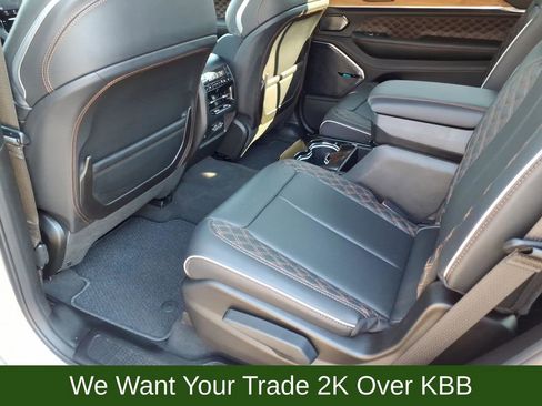 Used 2025 Jeep Grand Cherokee L Summit image 21