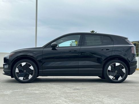 New 2026 Volvo EX30 Plus w/ Climate Package image 2