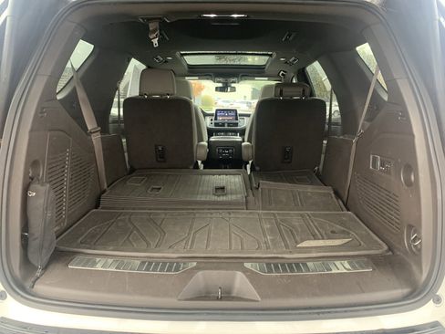 Used 2021 Chevrolet Tahoe Z71 w/ Z71 Off-Road Package image 34