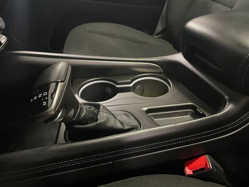 Used 2022 Dodge Durango SXT image 15