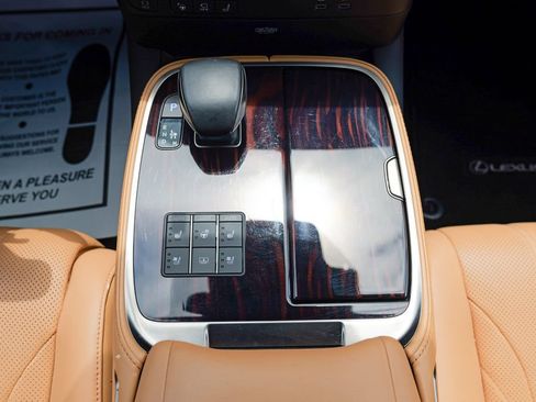 Used 2024 Lexus LS 500 AWD w/ Interior Upgrade Package image 54