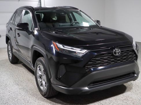 Used 2024 Toyota RAV4 XLE image 5