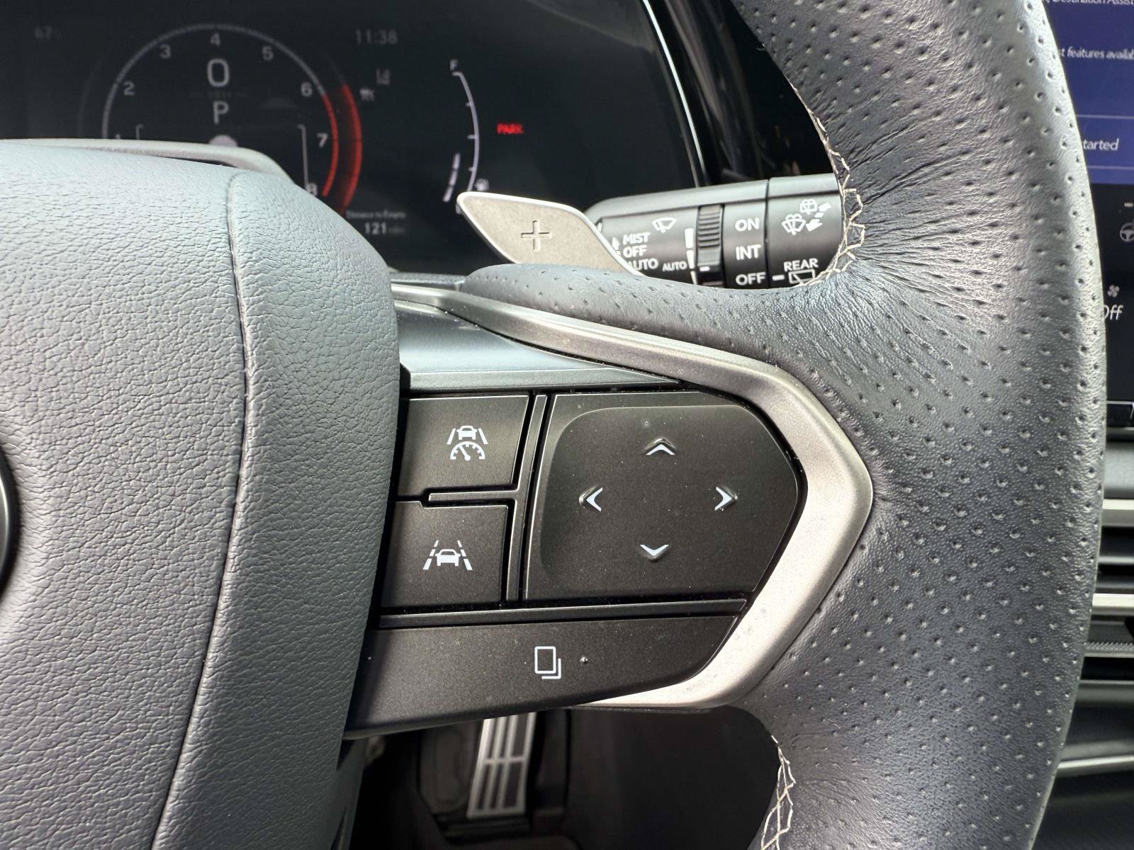 Used 2023 Lexus RX 350 F Sport w/ Cold Area Package AWD/4WD image 20