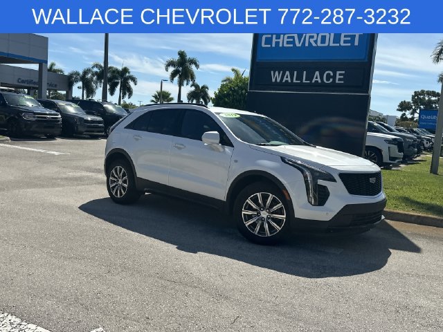 Used 2019 Cadillac XT4 Sport FWD image 2