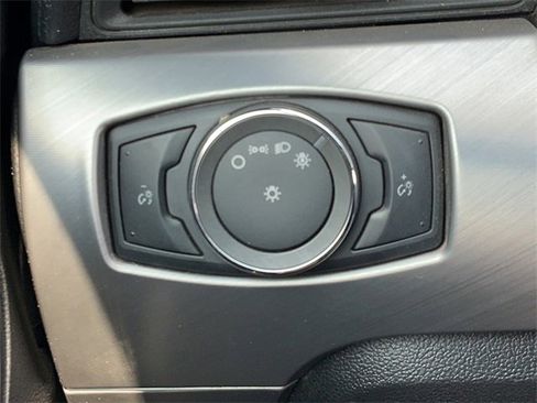 Used 2022 Ford Mustang Premium image 23