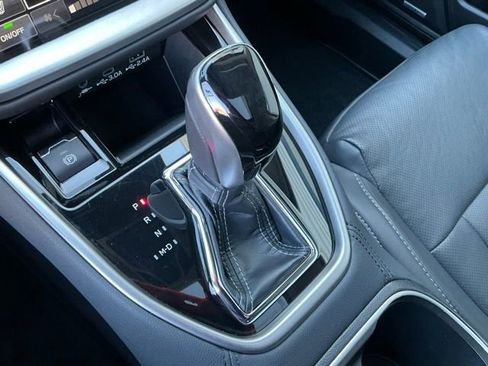 Used 2024 Subaru Outback Limited image 21