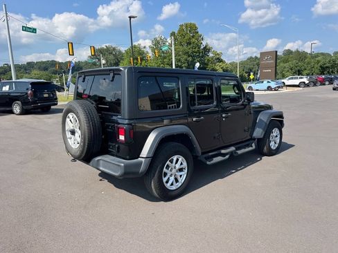 Used 2023 Jeep Wrangler Unlimited Sport AWD/4WD image 4