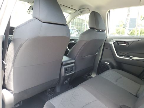 Certified 2025 Toyota RAV4 XLE FWD image 12