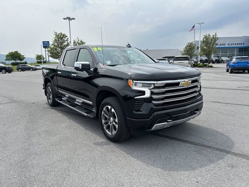 Used 2024 Chevrolet Silverado 1500 High Country w/ Technology Package AWD/4WD image 1