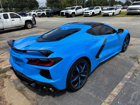 Used 2021 Chevrolet Corvette Stingray Premium Cpe w/ Z51 Performance Package RWD image 8