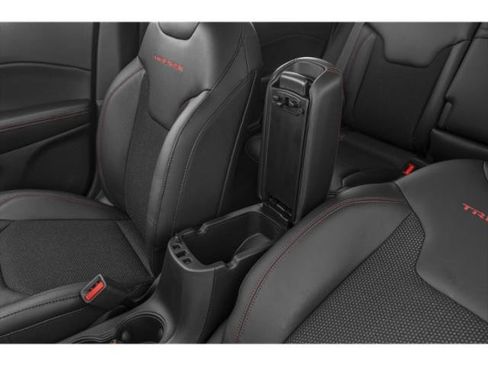 Used 2019 Jeep Compass Trailhawk AWD/4WD image 19
