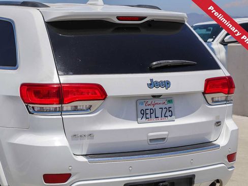 Used 2019 Jeep Grand Cherokee Overland AWD/4WD image 10