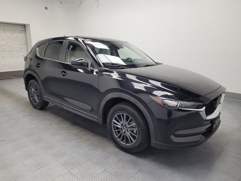 Used 2019 MAZDA CX-5 Touring image 11