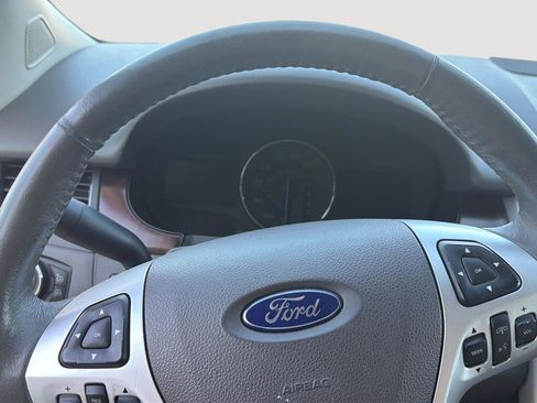 Used 2013 Ford Edge Limited FWD image 9