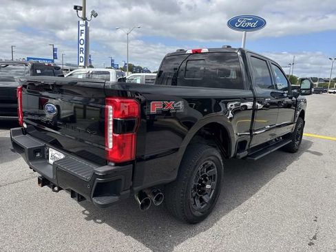 Used 2023 Ford F250 Lariat w/ Lariat Ultimate Package AWD/4WD image 5