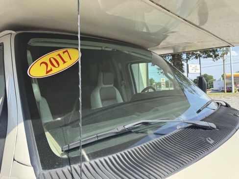 Used 2016 Ford E-450 and Econoline 450 Super Duty w/ Motorhome Prep Package RWD image 12