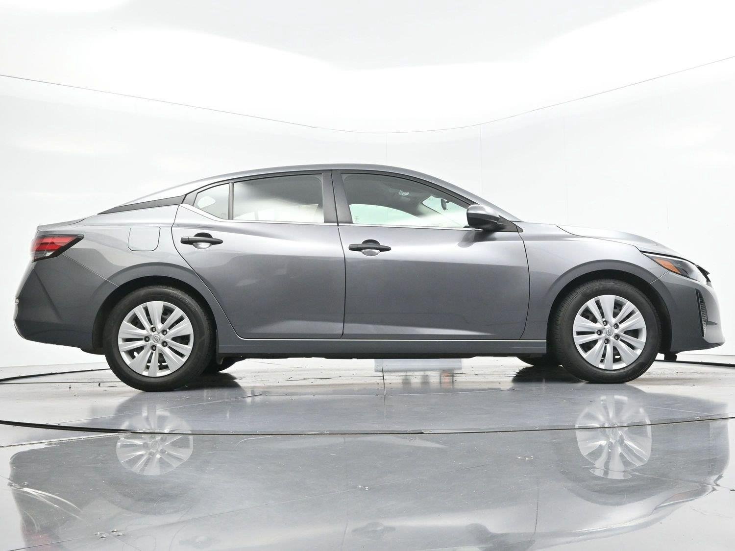 Used 2024 Nissan Sentra S FWD image 48