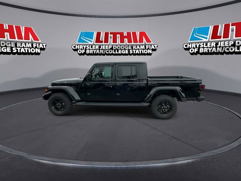 New 2026 Jeep Gladiator Sport image 5