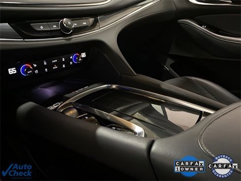 Used 2024 Buick Enclave Premium image 47