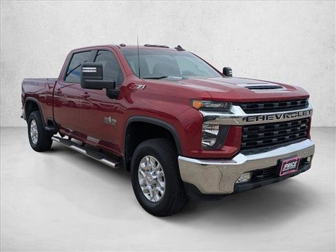 Used 2020 Chevrolet Silverado 2500 LT w/ Texas Edition image 3