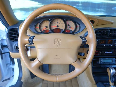 Used 1999 Porsche 911 Carrera image 15