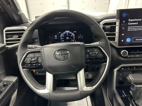 Used 2025 Toyota Tundra Platinum AWD/4WD image 18