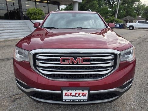 Used 2019 GMC Acadia SLT FWD image 2