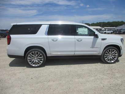 New 2026 GMC Yukon XL Denali w/ Denali Reserve Package