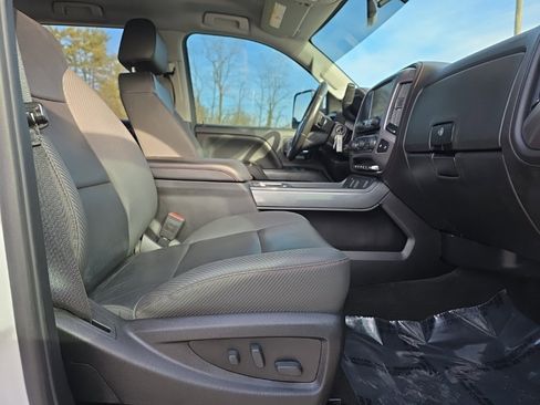 Used 2018 GMC Sierra 2500 SLT image 17