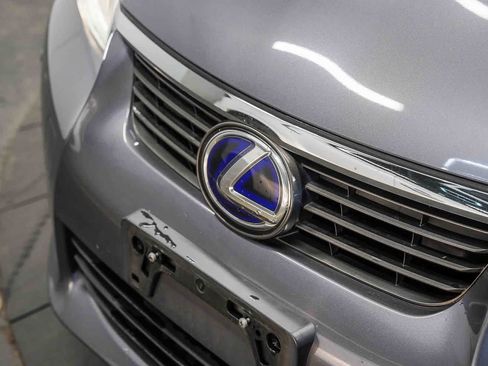 Used 2013 Lexus CT 200h w/ Leather Pkg FWD image 8