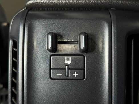Used 2016 Chevrolet Silverado 1500 W/T w/ WT Convenience Package AWD/4WD image 27