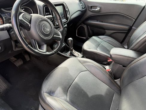 Used 2020 Jeep Compass Limited image 11