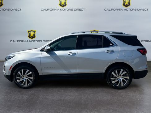 Used 2022 Chevrolet Equinox Premier AWD/4WD image 2