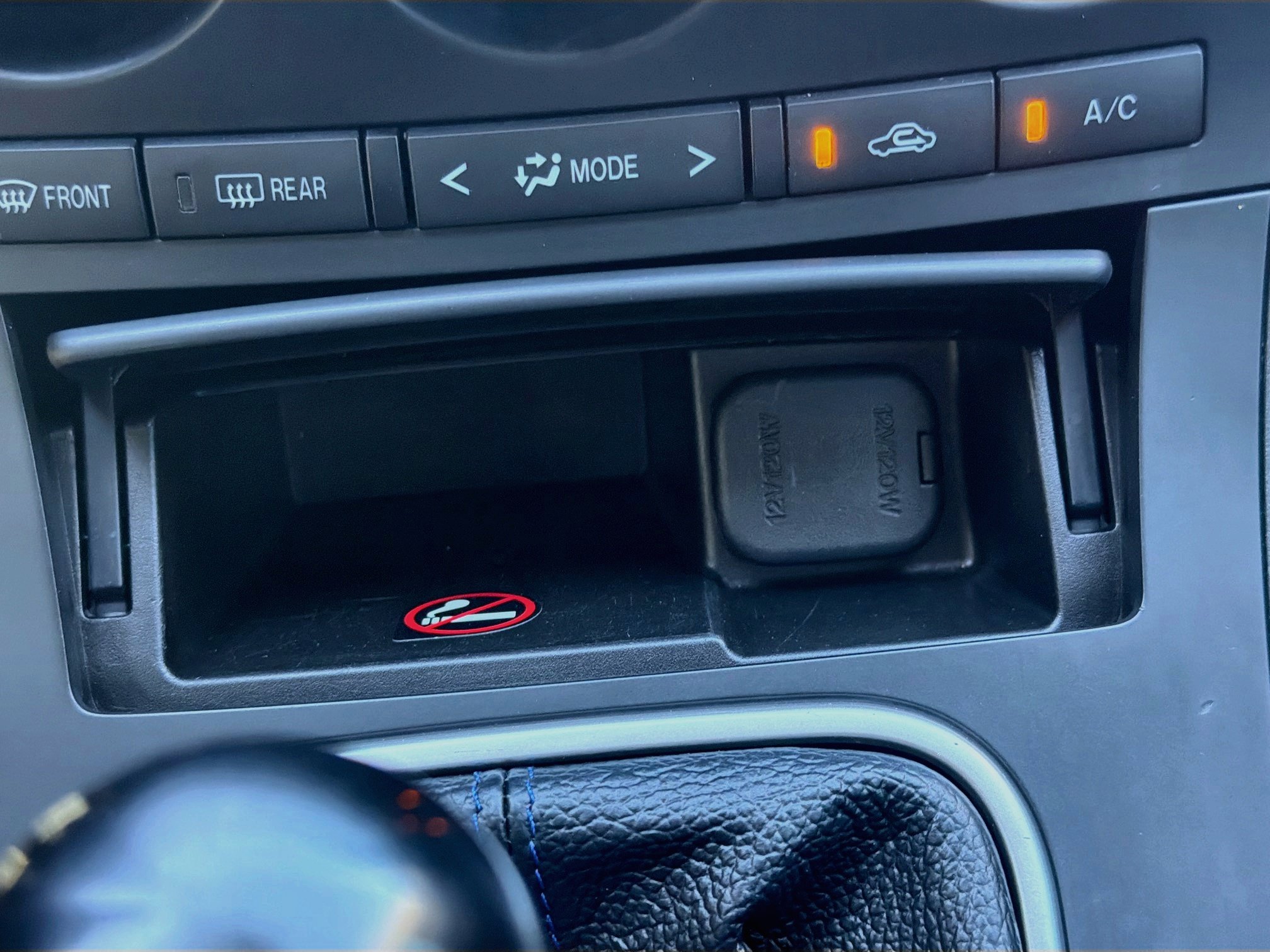 Used 2013 MAZDA MAZDA3 i Touring FWD image 25