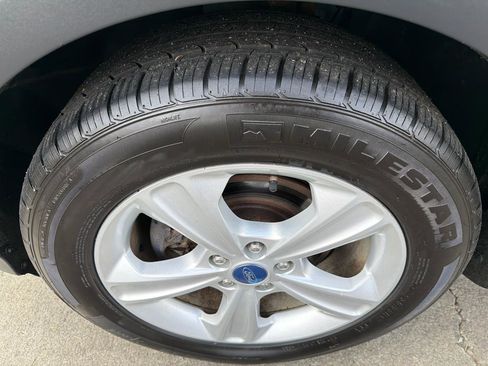 Used 2013 Ford Escape SE image 15