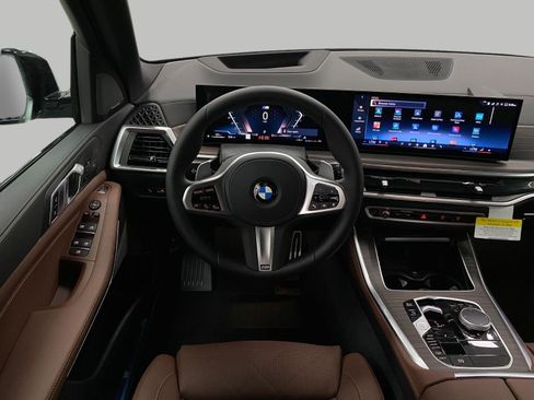 New 2026 BMW X5 xDrive40i w/ M Sport Package AWD/4WD image 15