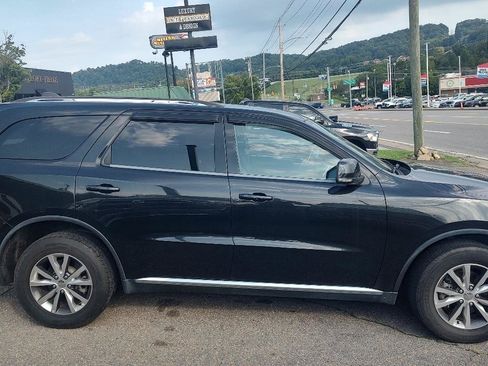 Used 2016 Dodge Durango Limited w/ Nav & Power Liftgate Group AWD/4WD image 2
