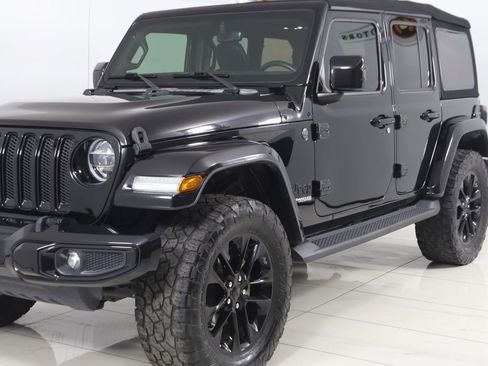Used 2021 Jeep Wrangler Unlimited Sahara AWD/4WD image 53