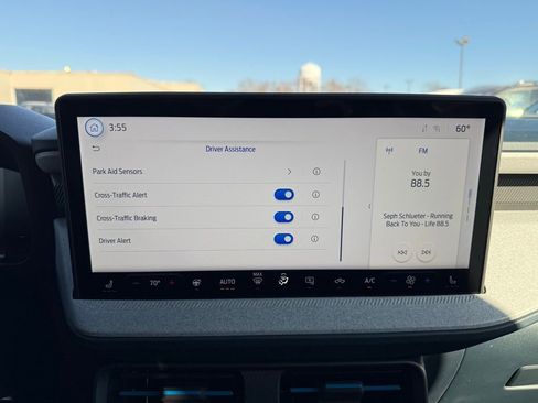 Used 2025 Ford Maverick XLT w/ XLT Luxury Package image 40