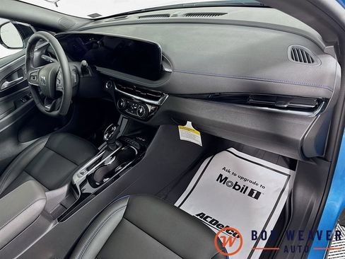 Used 2025 Buick Envista Sport Touring w/ Convenience I Package FWD image 37