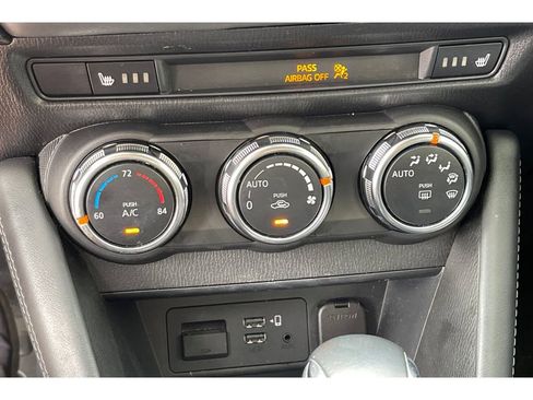 Used 2019 MAZDA CX-3 Touring w/ Preferred Equipment Package FWD image 29