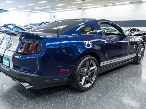 Used 2012 Ford Mustang Shelby GT500 RWD image 4