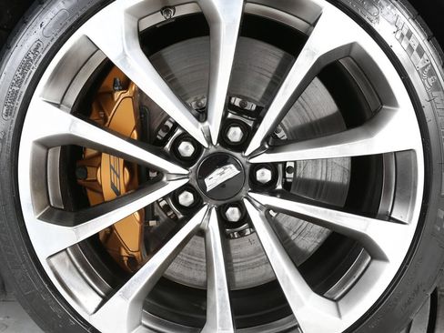 Used 2018 Cadillac CTS V w/ Carbon Fiber Package RWD image 6
