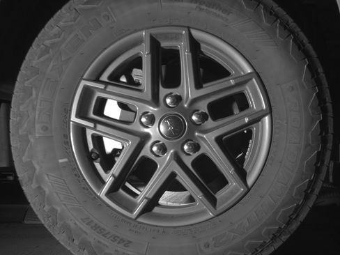 Used 2025 Jeep Wrangler Unlimited Sport AWD/4WD image 13