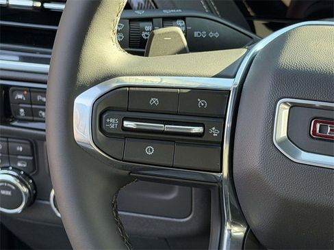 New 2026 GMC Yukon Elevation image 11