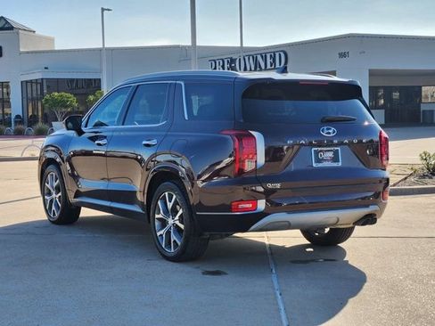 Used 2021 Hyundai Palisade Limited image 3