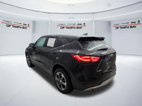 Used 2025 Chevrolet Blazer LT FWD image 4