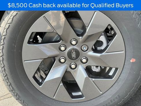 New 2025 Ford F150 Lightning Flash AWD/4WD image 6