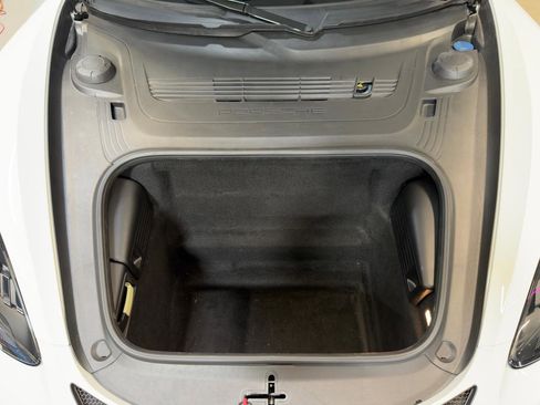 Used 2021 Porsche 718 Cayman GT4 image 21