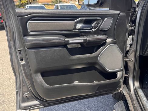 Used 2022 RAM 1500 Laramie AWD/4WD image 15